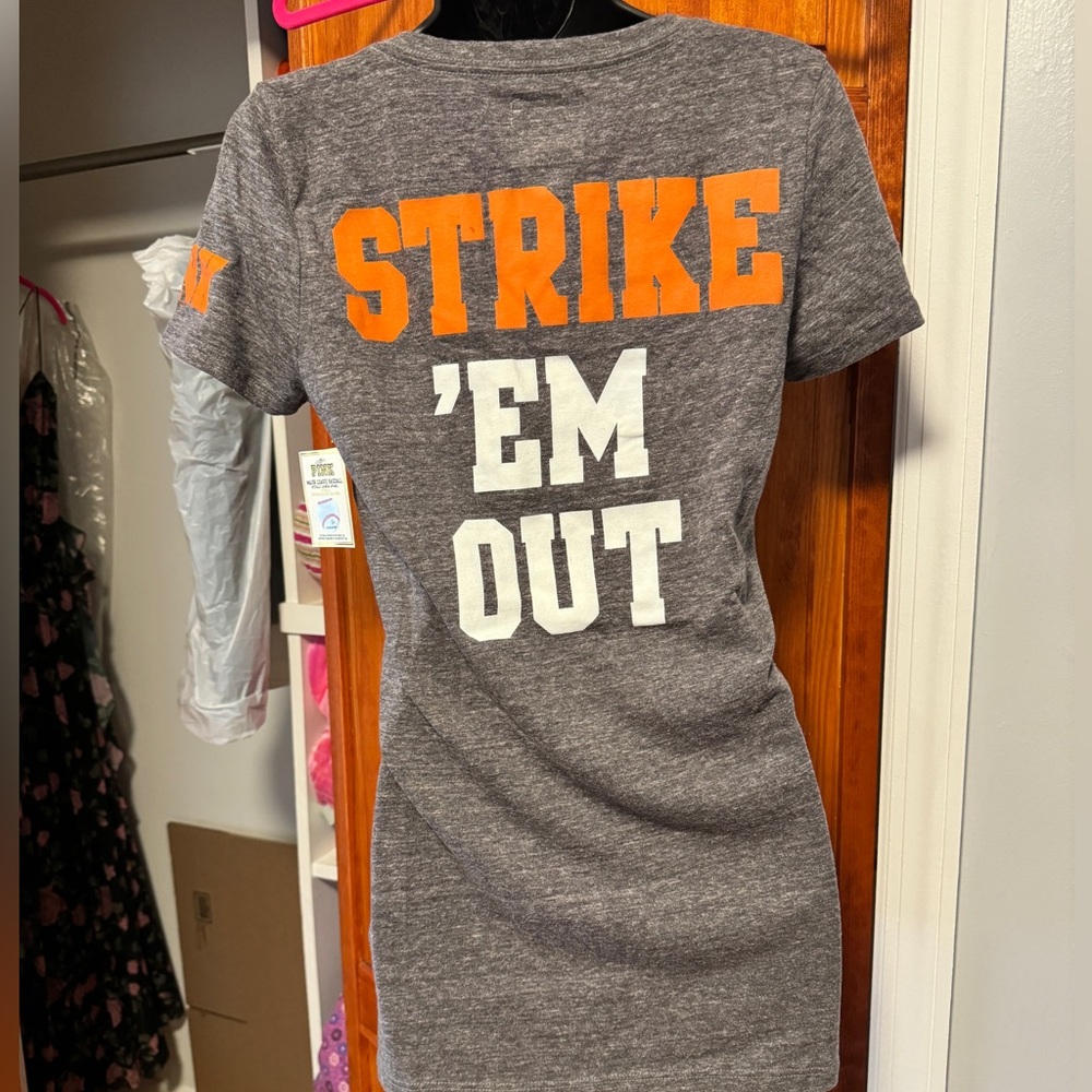 Victoria’s Secret PINK Baltimore Orioles tee. Sz L. NWT
